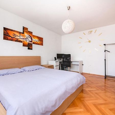 Apartment Niksa Póla Kültér fotó